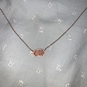 Kendra Scott necklace